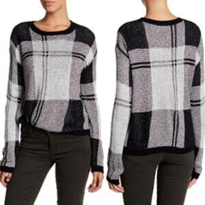 Melrose and Market Shrunken Plaid Pullover Sweater